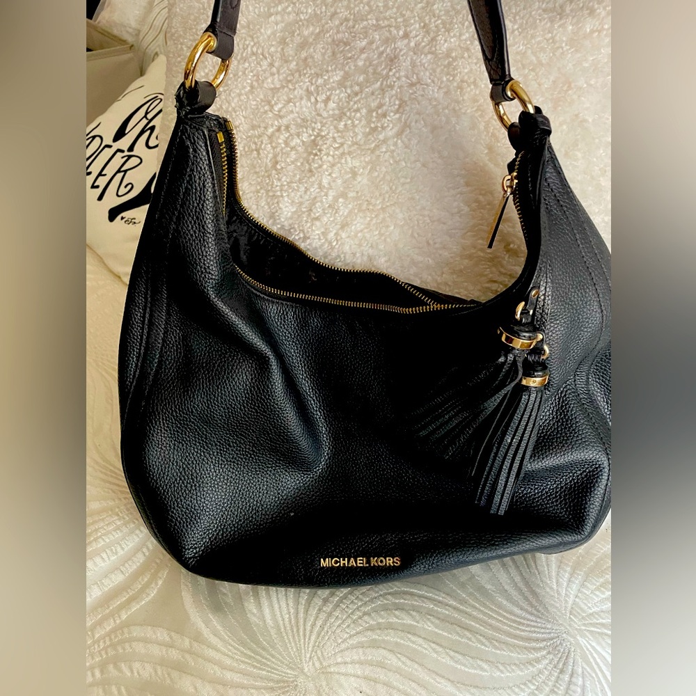 Michael Khors pebble leather